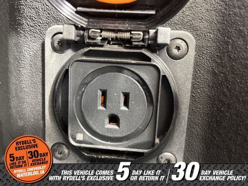 Certified 2022 Chevrolet Silverado 1500 LT Trail Boss w/ Convenience Package II AWD/4WD image 8