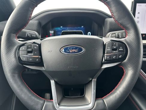 Used 2025 Ford Explorer ST-Line AWD/4WD image 36
