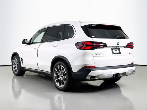 New 2026 BMW X5 xDrive40i w/ Climate Comfort Package image 5