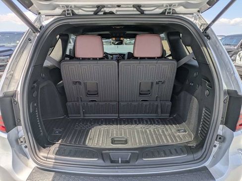 Used 2025 Dodge Durango SRT Hellcat AWD/4WD image 12