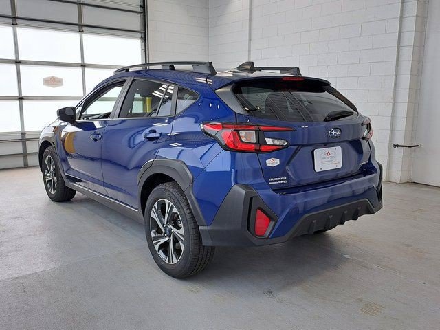 Used 2025 Subaru Crosstrek 2.5i Premium AWD/4WD image 8