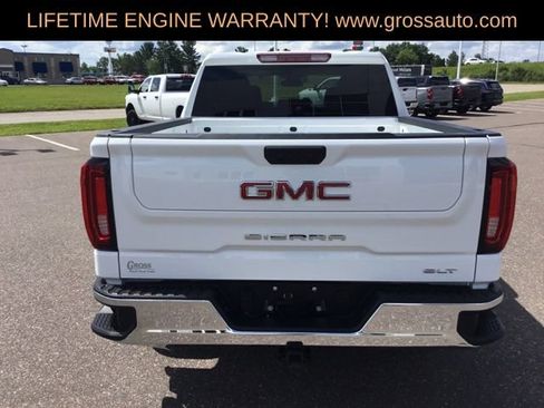 Used 2026 GMC Sierra 1500 SLT AWD/4WD image 8