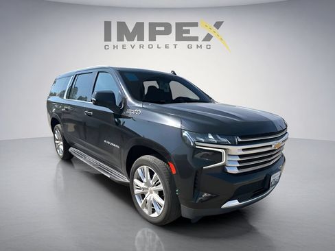 Used 2021 Chevrolet Suburban High Country AWD/4WD image 5