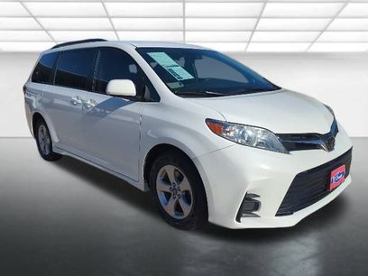 Used 2020 Toyota Sienna LE