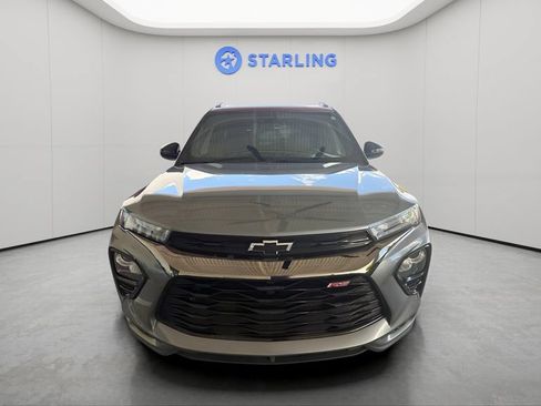 Used 2022 Chevrolet TrailBlazer RS w/ Technology Package FWD image 3