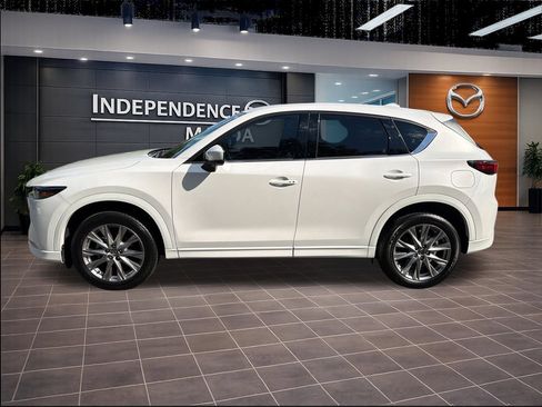Certified 2025 MAZDA CX-5 AWD 2.5 S w/ Premium Plus Pkg image 3