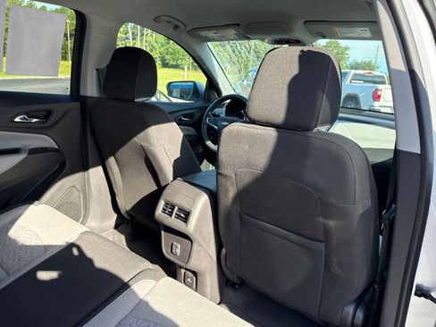 Used 2022 Chevrolet Equinox LT image 15