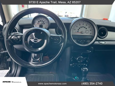 Used 2013 MINI Cooper Hardtop image 16