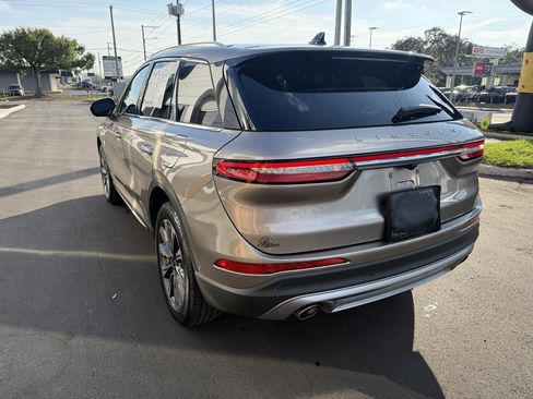 Used 2020 Lincoln Corsair Reserve w/ Equipment Group 201A image 4