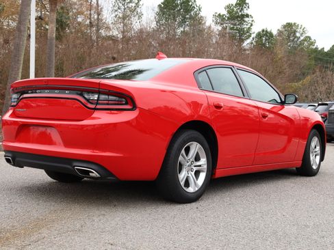 Used 2023 Dodge Charger SXT image 3