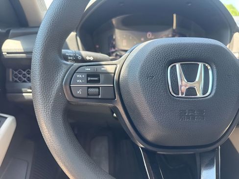 Used 2023 Honda Accord EX image 15