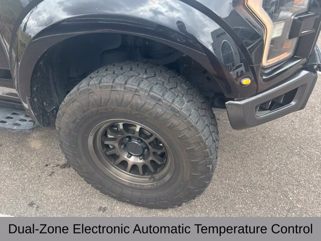 Used 2019 Ford F150 Raptor w/ Equipment Group 802A Luxury AWD/4WD image 6