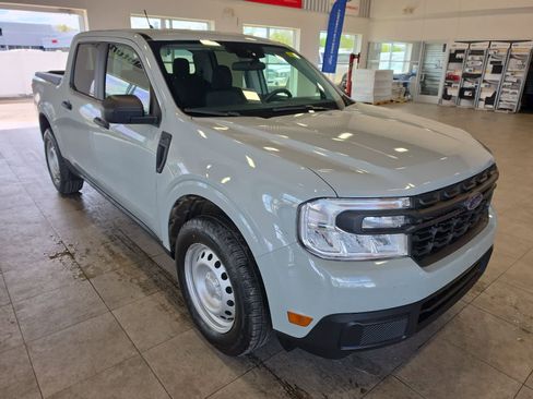 Used 2022 Ford Maverick XL w/ Equipment Group 100A Standard AWD/4WD image 4