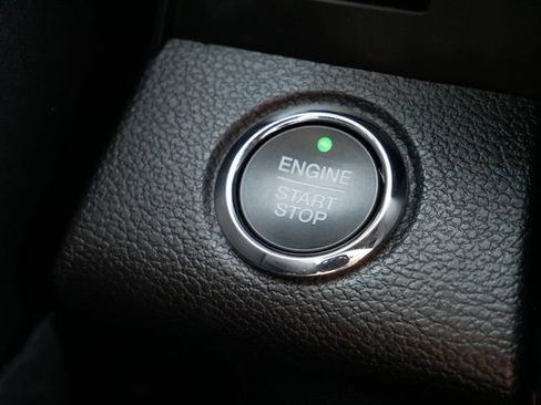 Used 2019 Ford Expedition XLT w/ Equipment Group 202A image 29