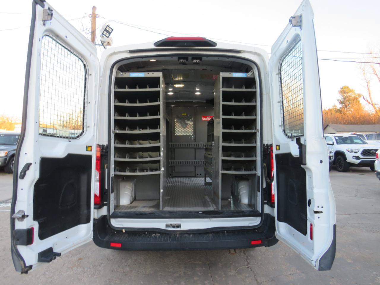 Used 2019 Ford Transit 350 148 Medium Roof RWD image 20