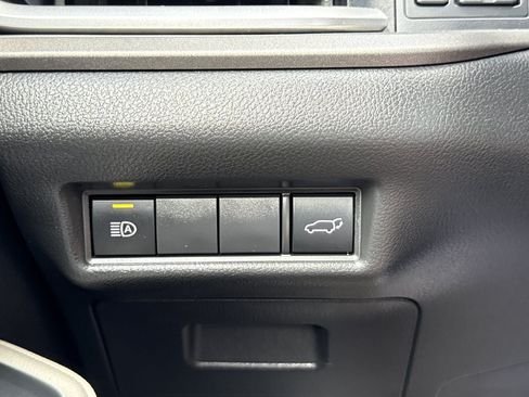 Used 2025 Toyota Grand Highlander FWD image 21
