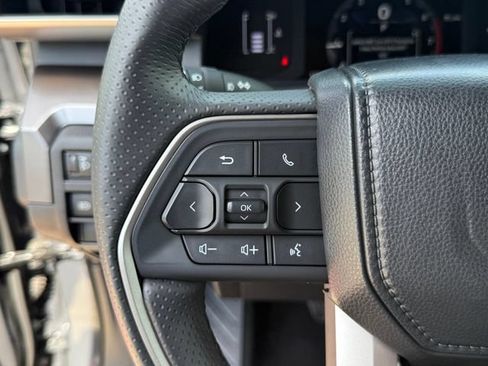 Used 2026 Toyota 4Runner SR5 AWD/4WD image 14