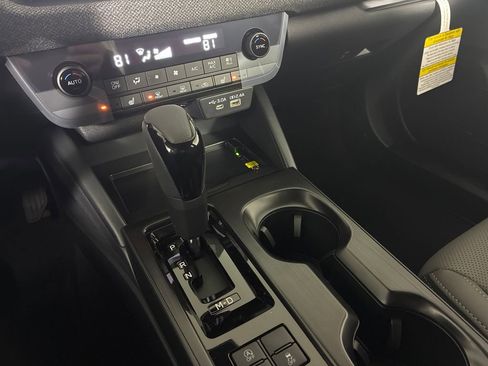 New 2026 Subaru Outback Limited image 19