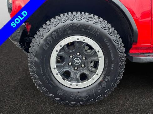 New 2024 Ford Bronco Outer Banks w/ Sasquatch Package AWD/4WD image 14