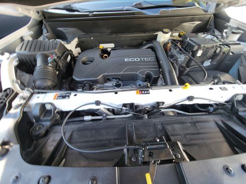 Used 2020 GMC Terrain SLE image 24