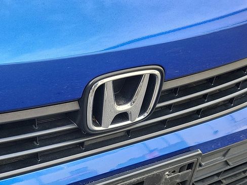 Used 2023 Honda Civic Sport image 4