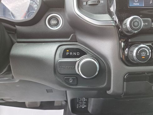 Used 2025 RAM 1500 Big Horn RWD image 24