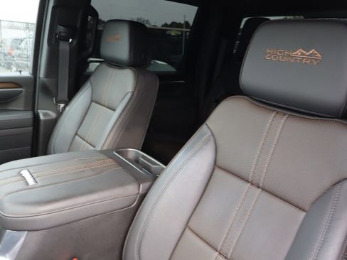 Certified 2025 Chevrolet Silverado 2500 High Country w/ High Country Premium Package image 23