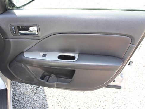 Used 2012 Ford Fusion SEL image 20