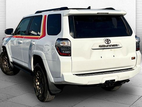 Used 2023 Toyota 4Runner 40th Anniversary SE AWD/4WD image 9
