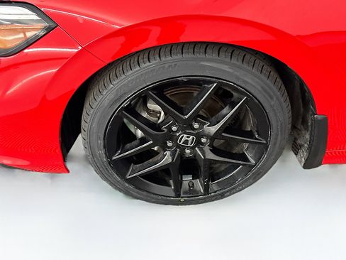 Used 2025 Honda Civic Sport image 11