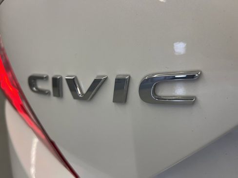 Used 2018 Honda Civic EX image 35