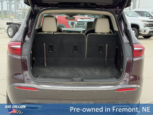 Used 2018 Buick Enclave Essence FWD image 5