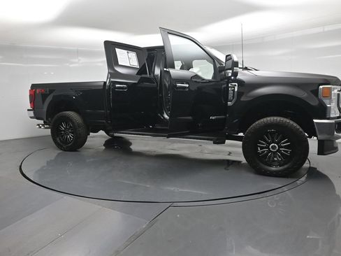 Used 2022 Ford F250 XLT w/ XLT Premium Package AWD/4WD image 29