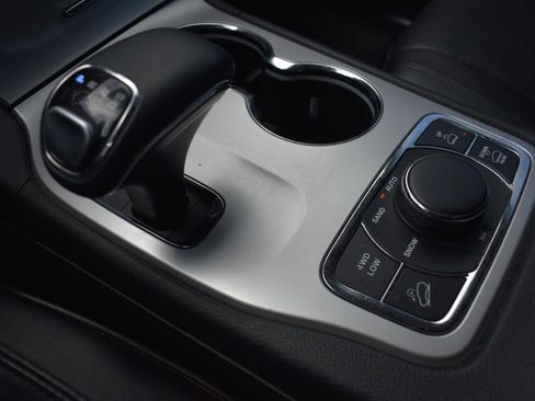 Used 2015 Jeep Grand Cherokee High Altitude image 30