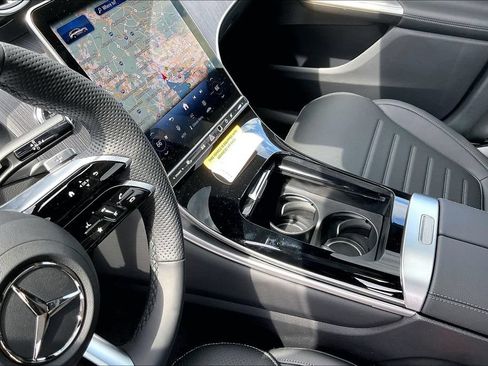 New 2026 Mercedes-Benz GLC 300 4MATIC image 8