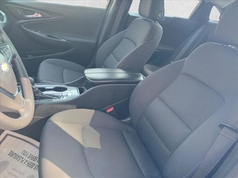 Used 2024 Chevrolet Malibu LT image 15