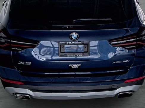 Used 2023 BMW X3 xDrive30i w/ Premium Package image 11