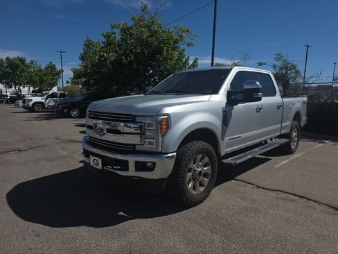 Used 2018 Ford F250 Lariat w/ Lariat Ultimate Package AWD/4WD image 1