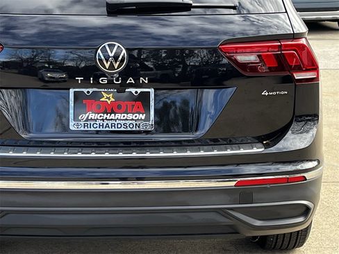 Used 2024 Volkswagen Tiguan SE image 6