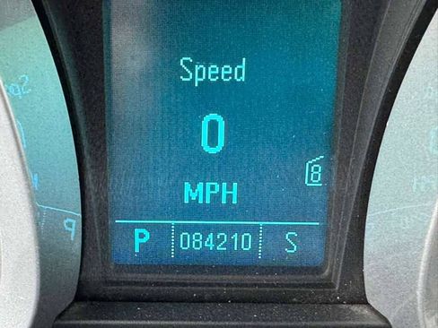 Used 2011 Chevrolet Equinox LT w/ Chrome Appearance Package AWD/4WD image 13