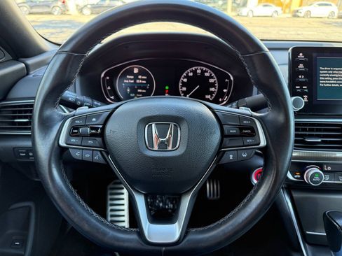 Used 2019 Honda Accord Sport image 32