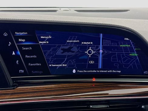 Used 2023 Cadillac Escalade Premium Luxury image 13