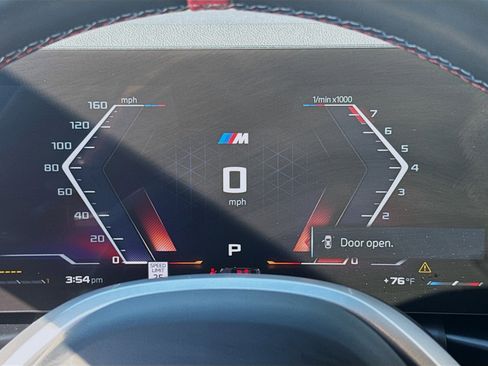 Used 2025 BMW M340i xDrive image 9