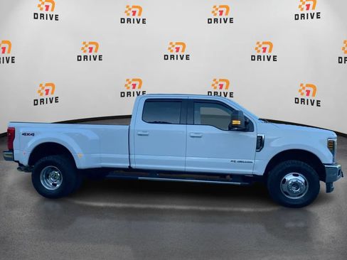 Used 2018 Ford F350 Lariat AWD/4WD image 4