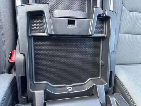 Used 2019 RAM 1500 Big Horn image 10