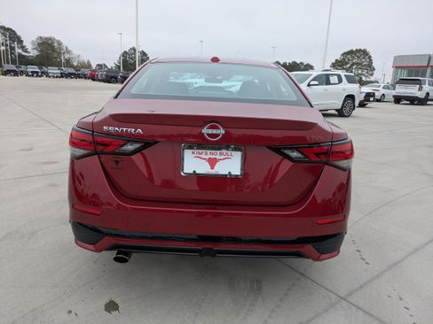 Used 2025 Nissan Sentra SR image 6