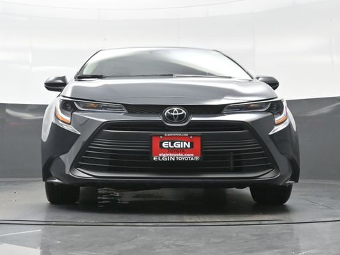 Used 2026 Toyota Corolla LE FWD image 25