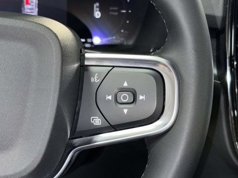 Used 2023 Volvo XC40 Recharge Ultimate AWD/4WD image 30