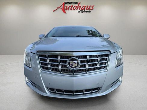 Used 2017 Cadillac XTS Luxury FWD image 3
