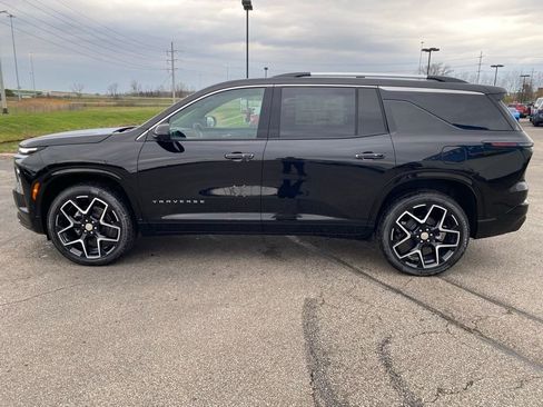 New 2026 Chevrolet Traverse High Country w/ LPO, Floor Liner Package AWD/4WD image 4